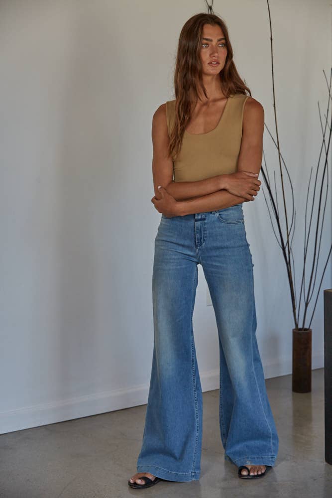 Double Layered Seamless Top: Black